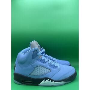 Air Jordan 5 Retro “UNC” Size 9.5 OG Box (DV1310-401)